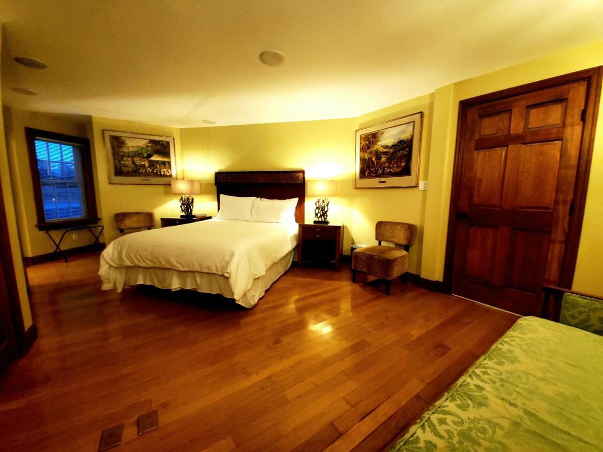Chelsea Sun Inn Mount Bethel Экстерьер фото