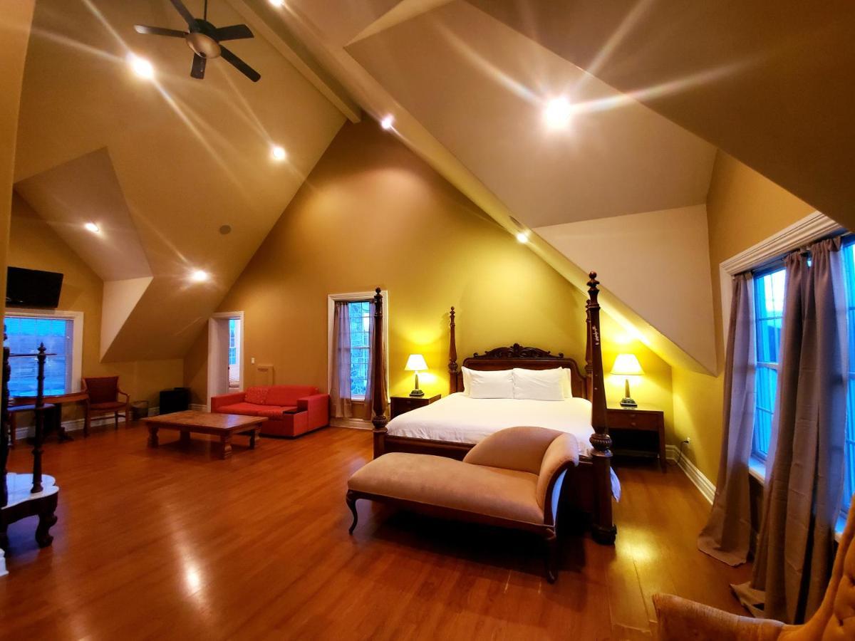 Chelsea Sun Inn Mount Bethel Экстерьер фото