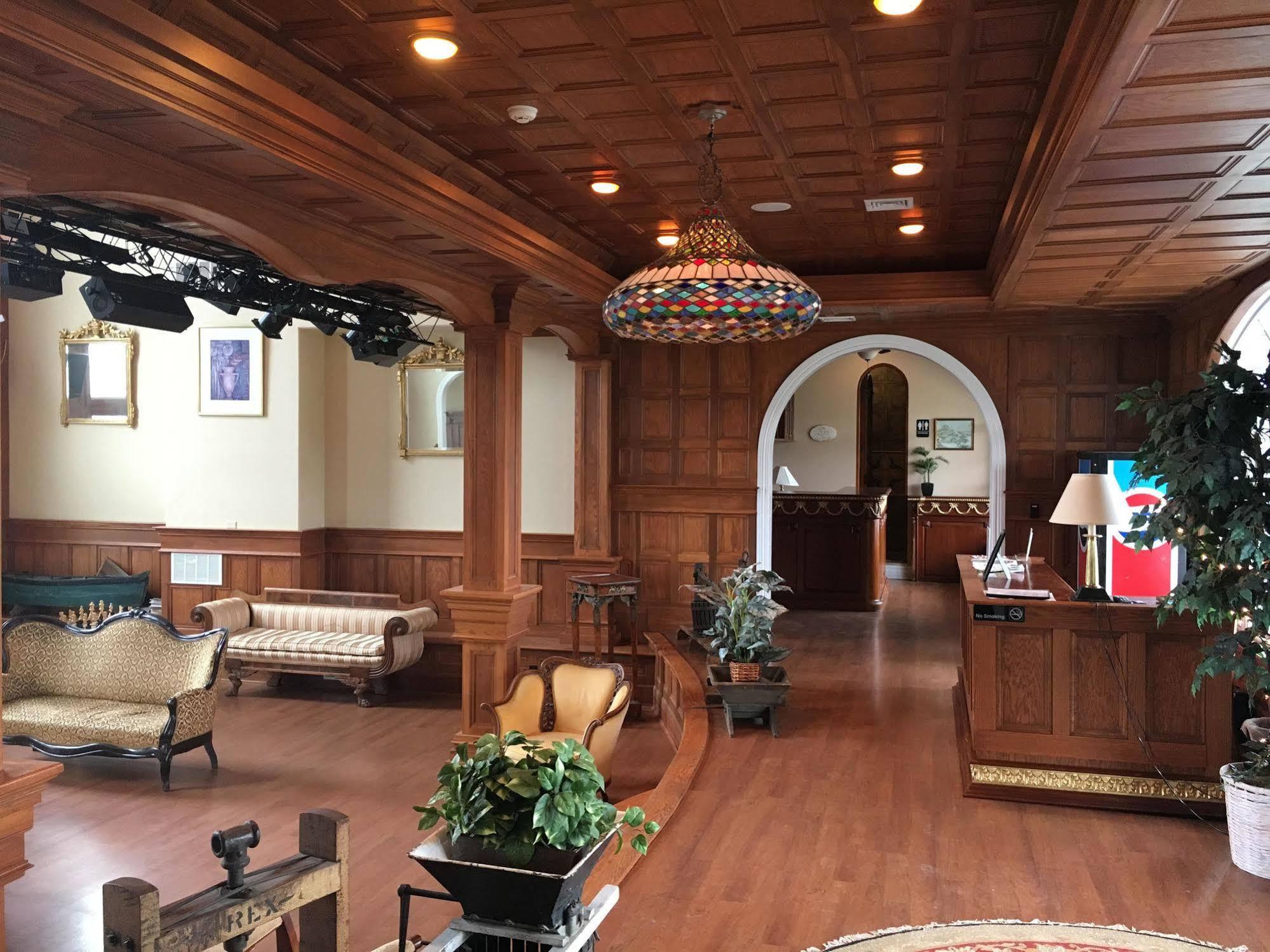Chelsea Sun Inn Mount Bethel Экстерьер фото