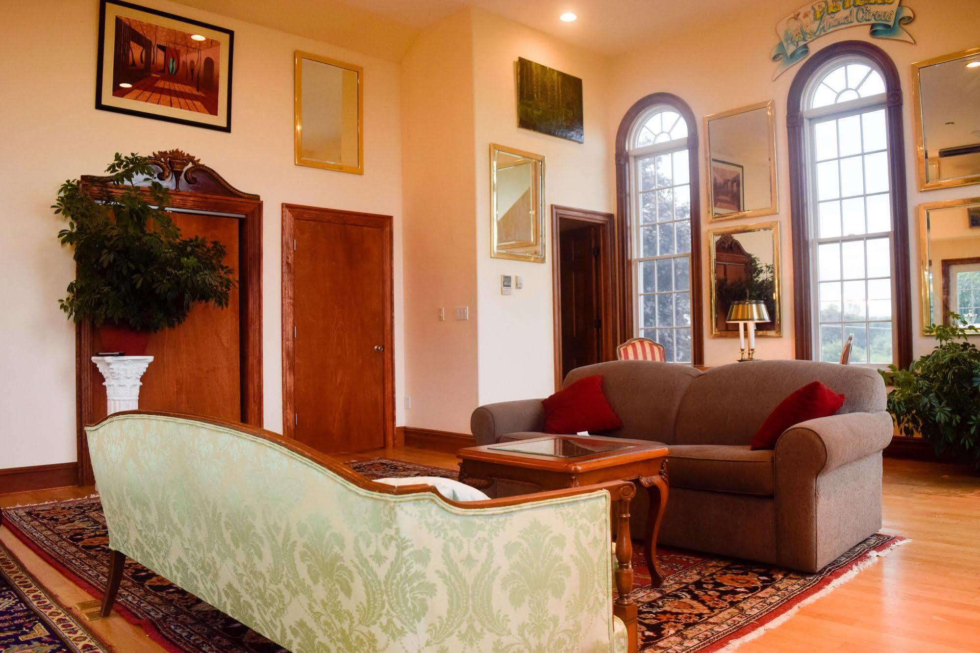 Chelsea Sun Inn Mount Bethel Экстерьер фото