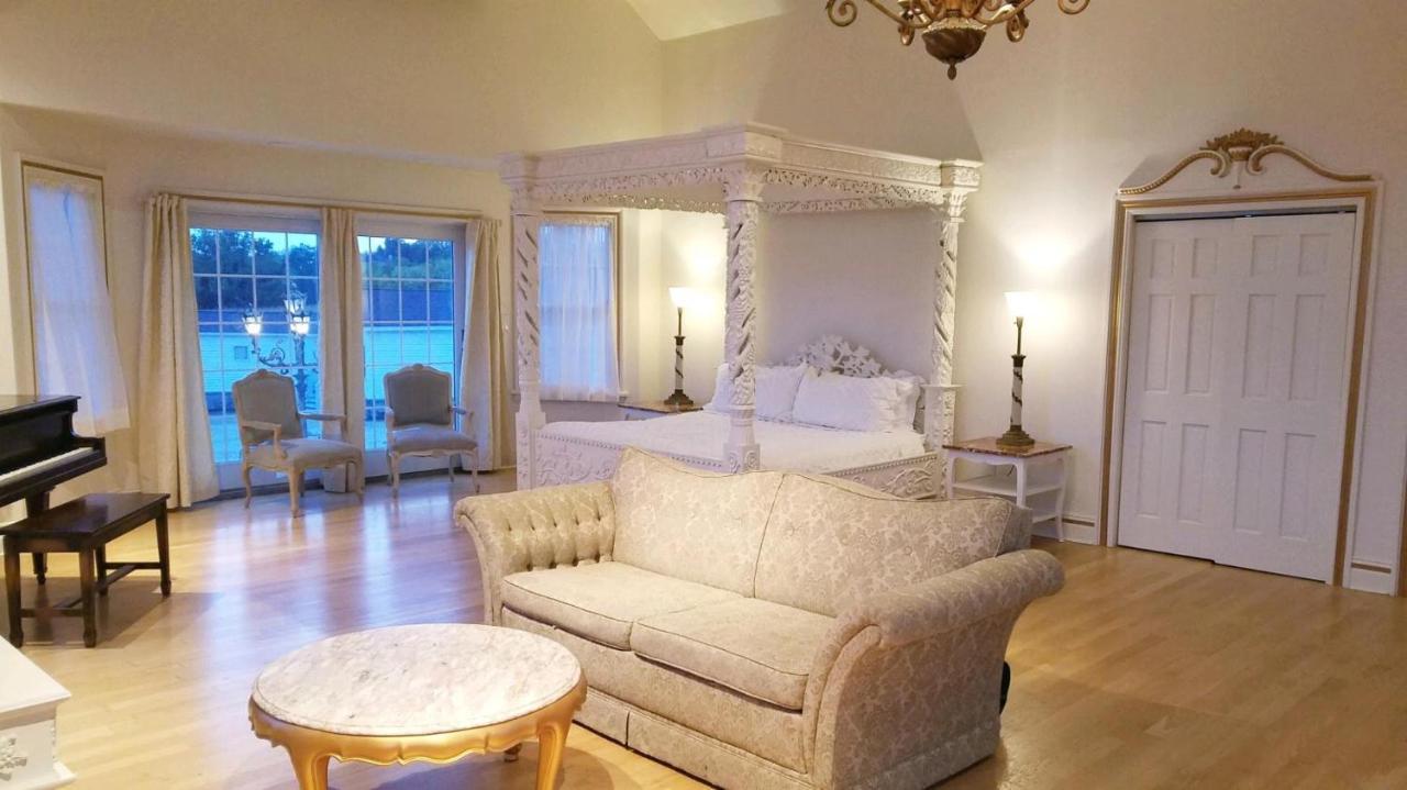 Chelsea Sun Inn Mount Bethel Экстерьер фото