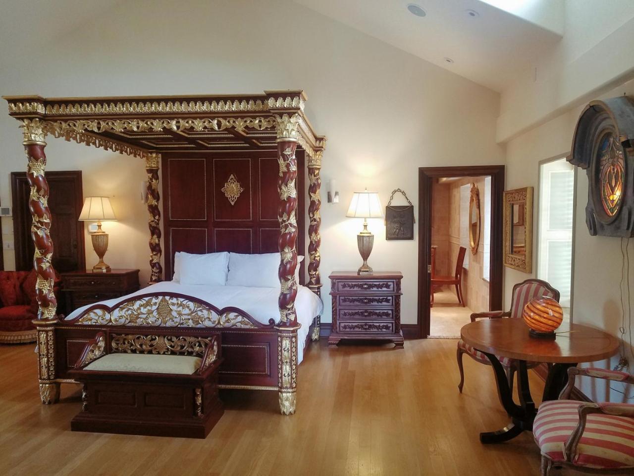 Chelsea Sun Inn Mount Bethel Экстерьер фото